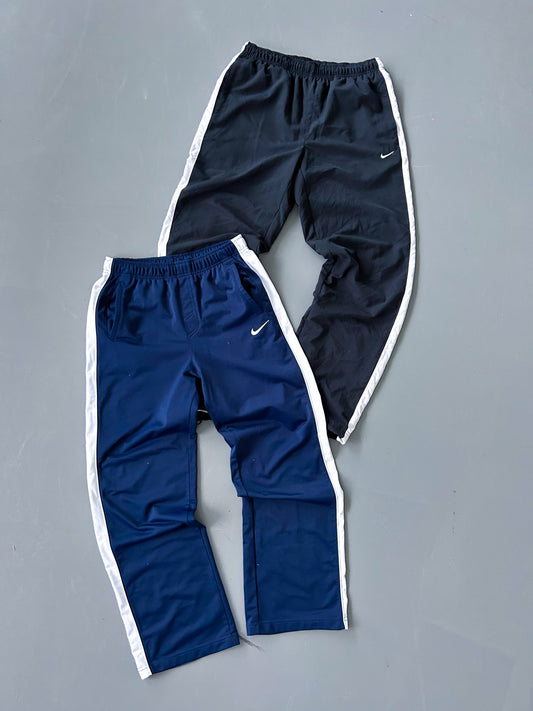 VINTAGE TRACKPANTS MYSTERY BOX (2 PIECES)