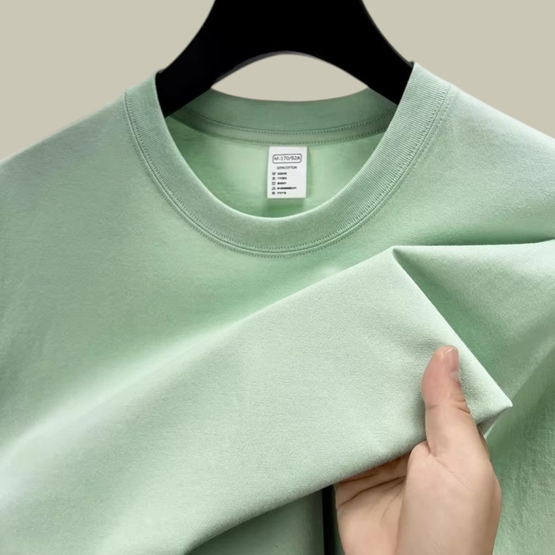 Lux & Classy  • Men's Basic Old Money T-Shirt